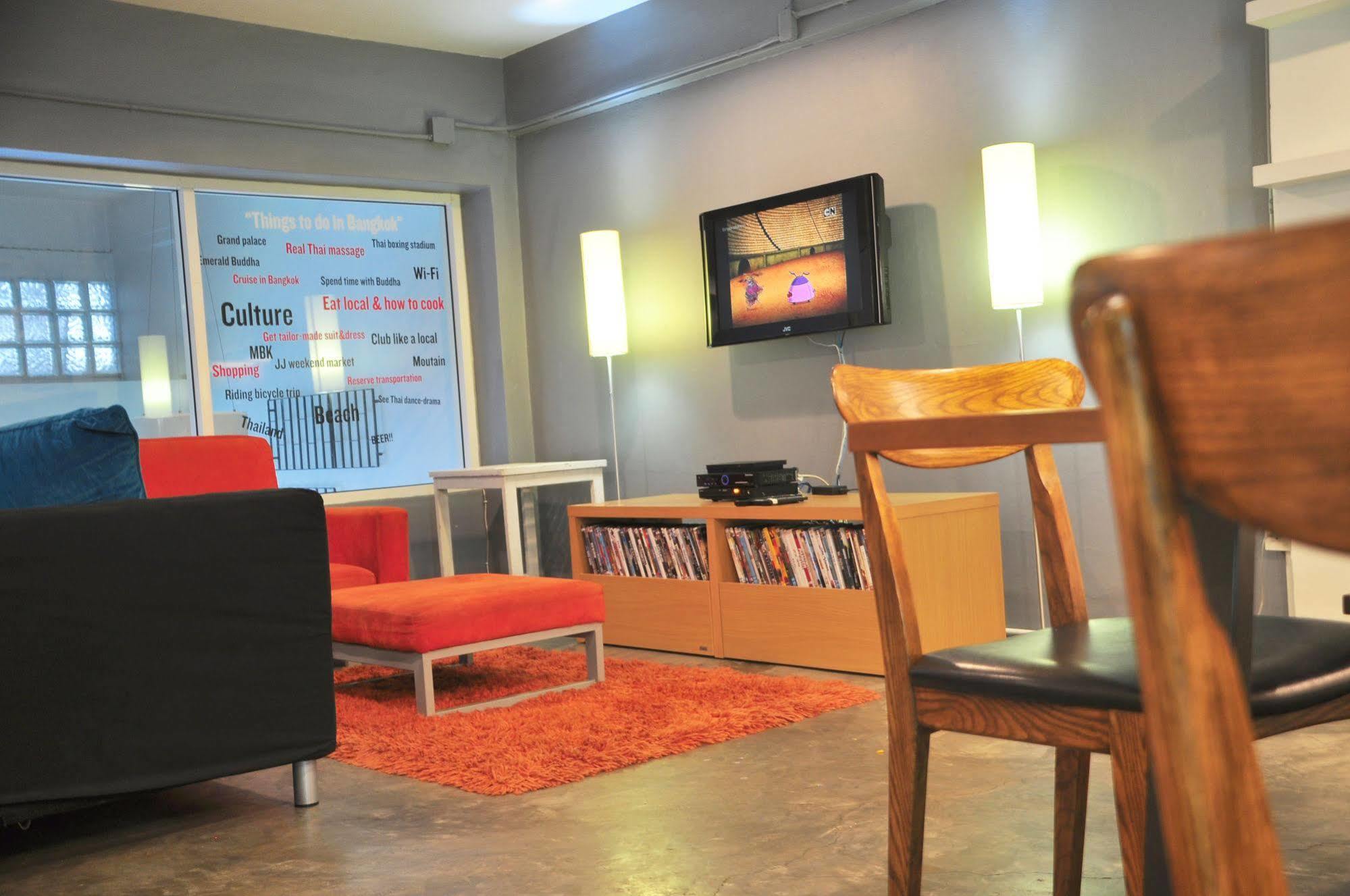 HQ Hostel Silom Bangkok Buitenkant foto